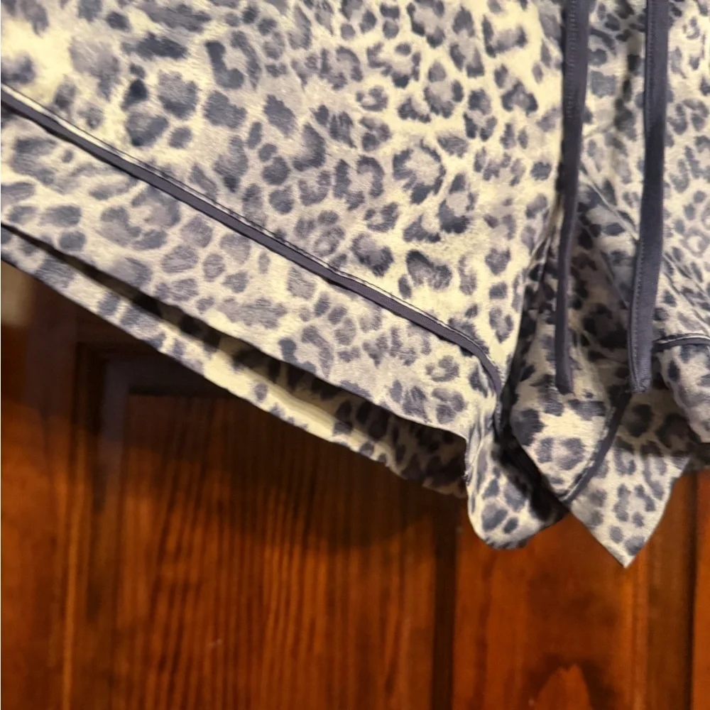 Tahari High Waist Blue Animal Print Women's Shorts